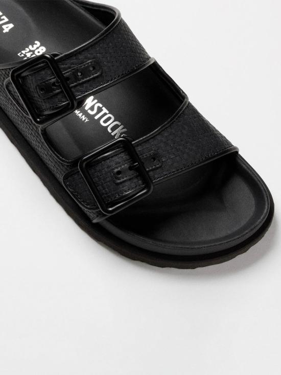 1028840 BLACK