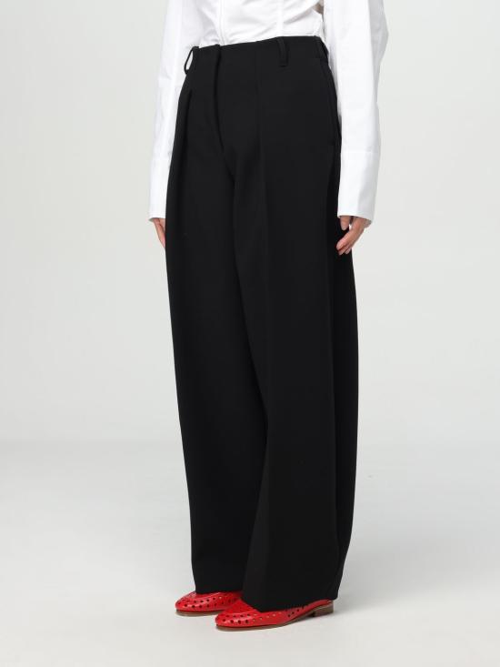 241PA0791718 990 Black