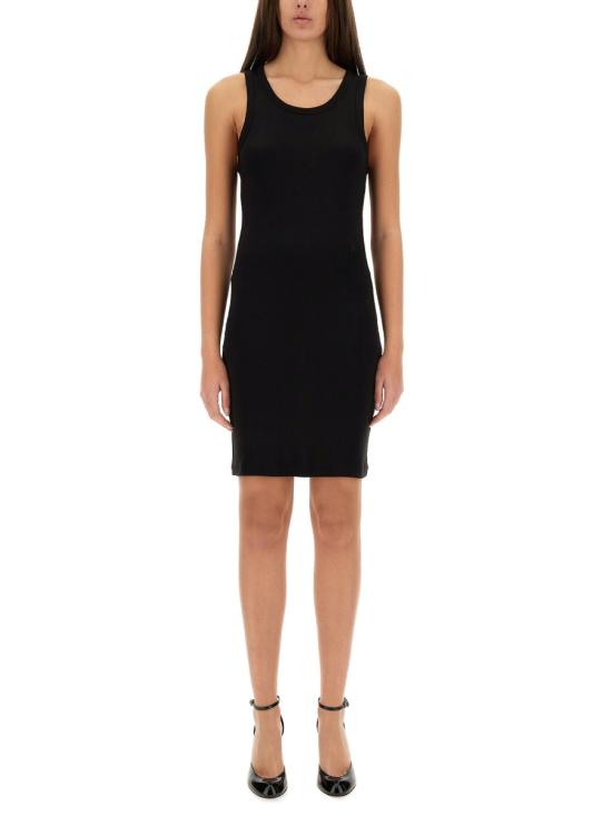 O01HW609 001 BLACK