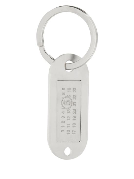 SM6UA0014 P7210952 SILVER