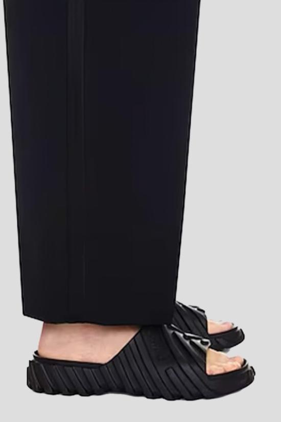 OMIC018S24MAT001 Black