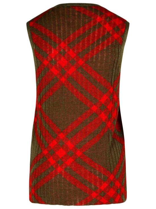 8093576 C1205 Red