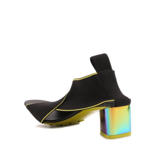 689993 V10N1 1000 Black