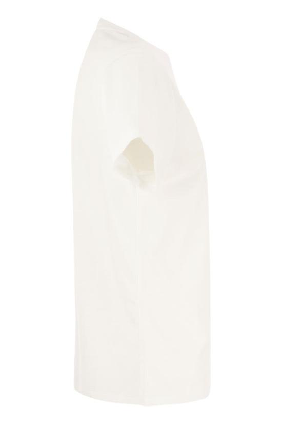 211 898698 WHITE