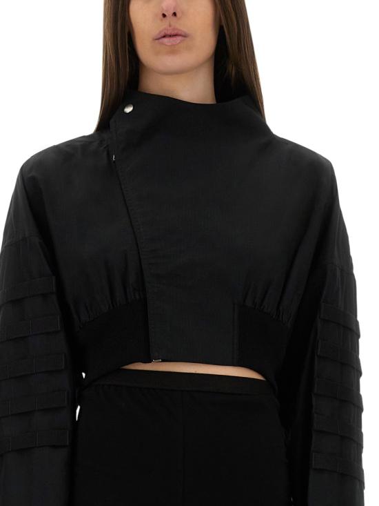 RO01E7786 NREH509 BLACK
