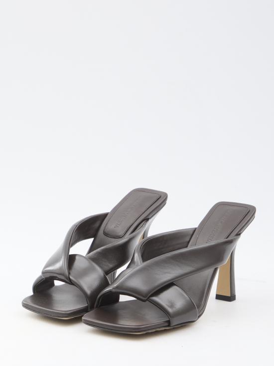 827612 BROWN