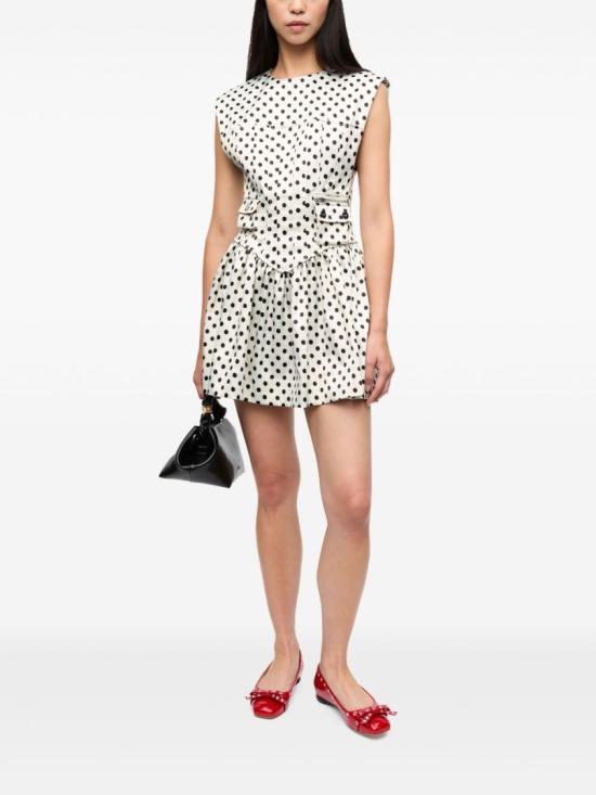 W0363 White