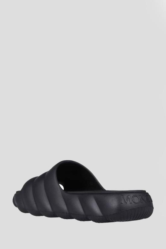 4C000 10 M2559 Black