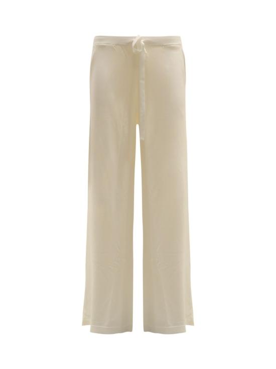 D570585 002 WHITE
