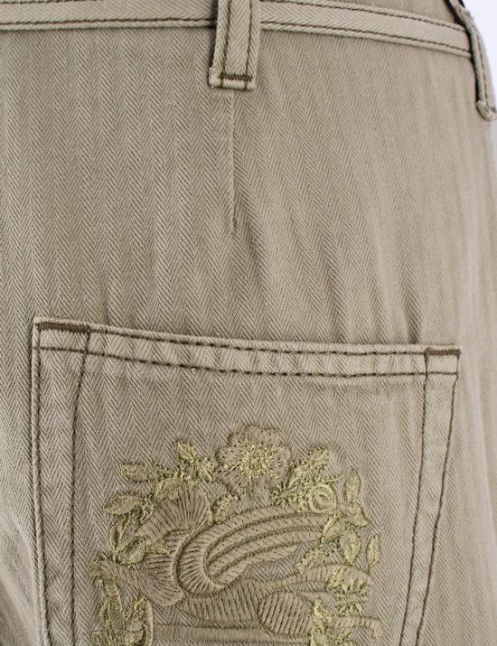 WRNB0006 AC169 V0688 Green