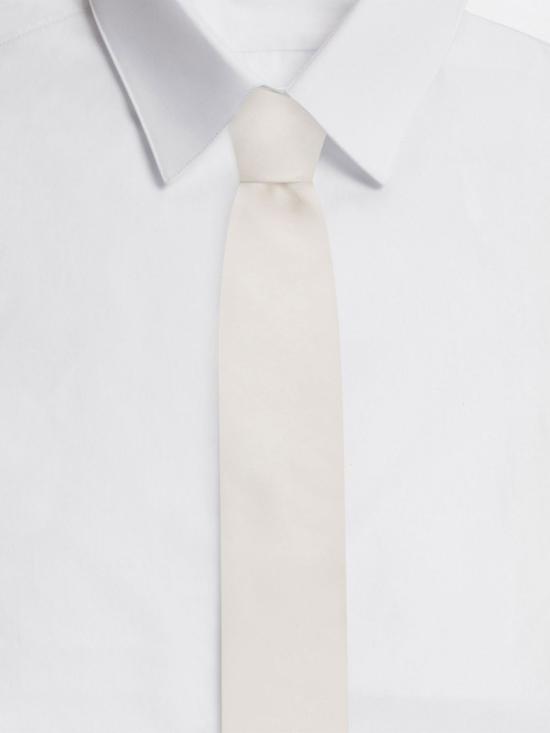 GT149E White