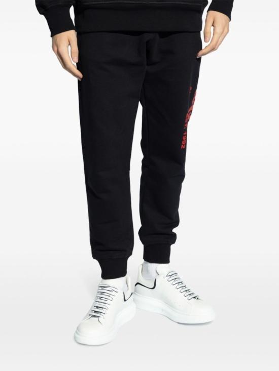 688714 Black