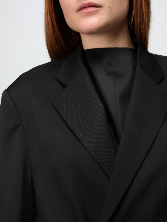 S52BN0138S47848 900 Black