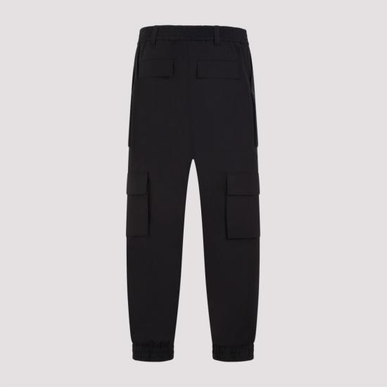 746127 QVS77 Black
